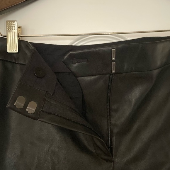 THEORY Bedford Faux Leather Kick Flare Pants - Picture 5 of 14